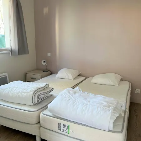 Cambo-les-bains, 2 Pieces, 2 Personnes - Fr-1-495-40 Apartment Cambo-les-Bains