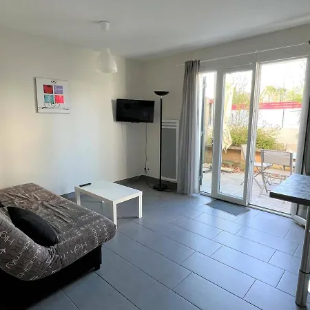 Cambo-les-bains, 2 Pieces, 2 Personnes - Fr-1-495-40 Apartment *